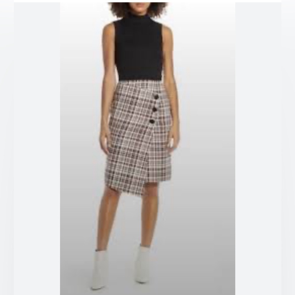 Chelsea 28 Plaid Dress